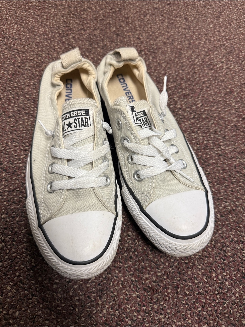 Converse all star low top shoe women’s size 6